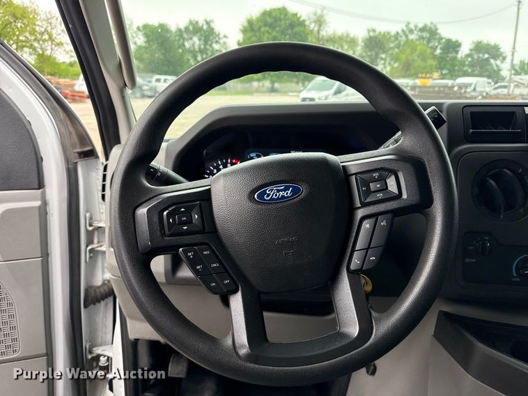 image for item DO8501 2022 Ford E350 Super Duty van with bucket lift