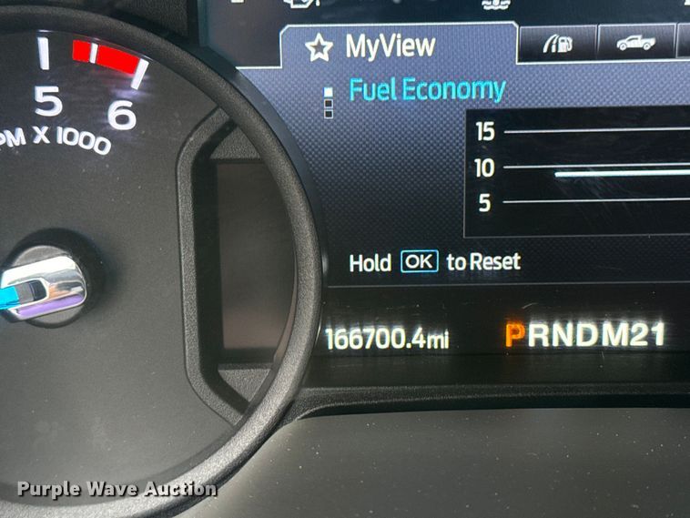 image for item DO8501 2022 Ford E350 Super Duty van with bucket lift