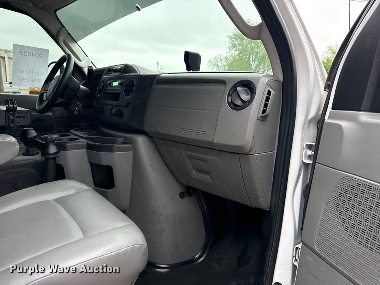 image for item DO8501 2022 Ford E350 Super Duty van with bucket lift