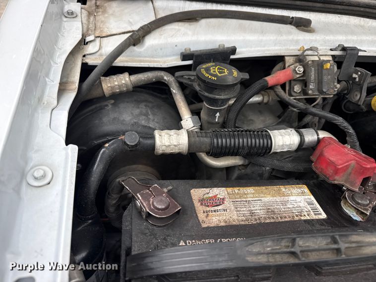 image for item DO8501 2022 Ford E350 Super Duty van with bucket lift