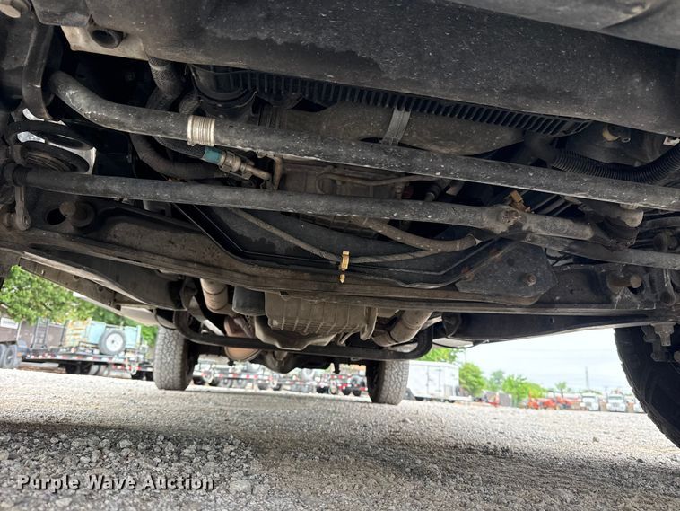 image for item DO8501 2022 Ford E350 Super Duty van with bucket lift