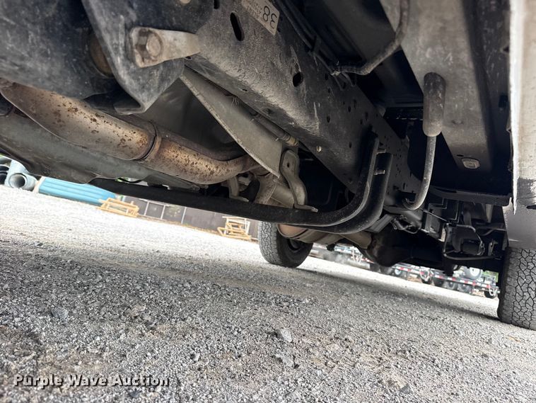 image for item DO8501 2022 Ford E350 Super Duty van with bucket lift