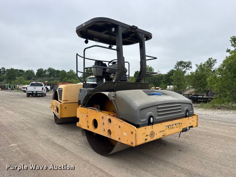 image for item DO8508 20115 Volvo DD140 double drum vibratory roller