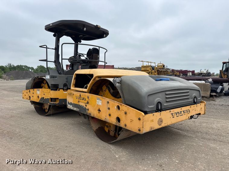 image for item DO8508 20115 Volvo DD140 double drum vibratory roller