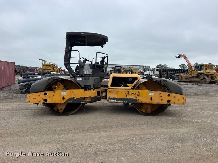 image for item DO8508 20115 Volvo DD140 double drum vibratory roller
