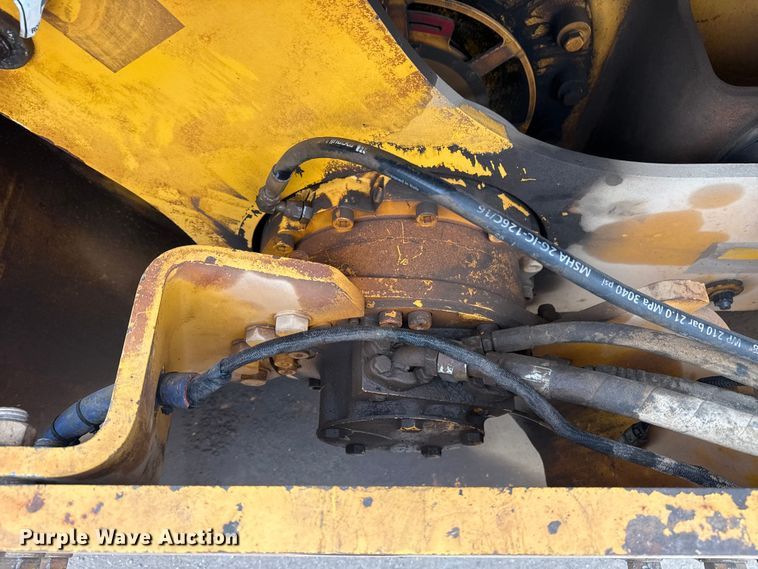 image for item DO8508 20115 Volvo DD140 double drum vibratory roller