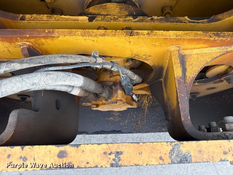 image for item DO8508 20115 Volvo DD140 double drum vibratory roller