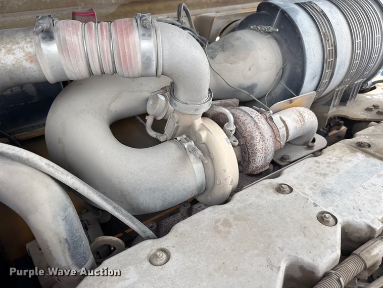 image for item DO8508 20115 Volvo DD140 double drum vibratory roller