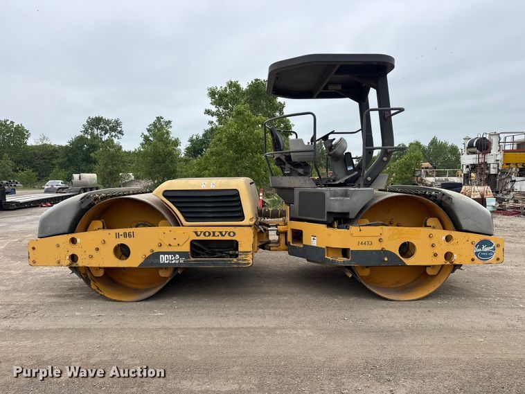 image for item DO8509 2008 Volvo DD138HF double drum vibratory roller