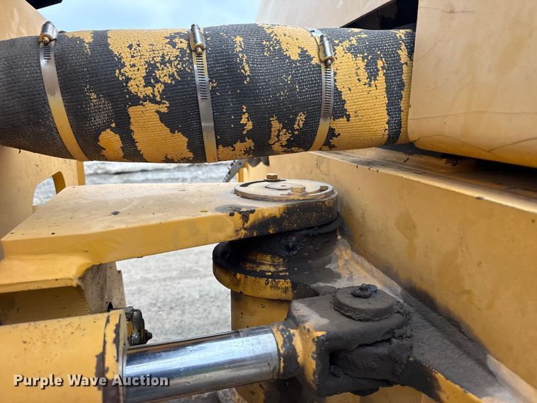image for item DO8509 2008 Volvo DD138HF double drum vibratory roller