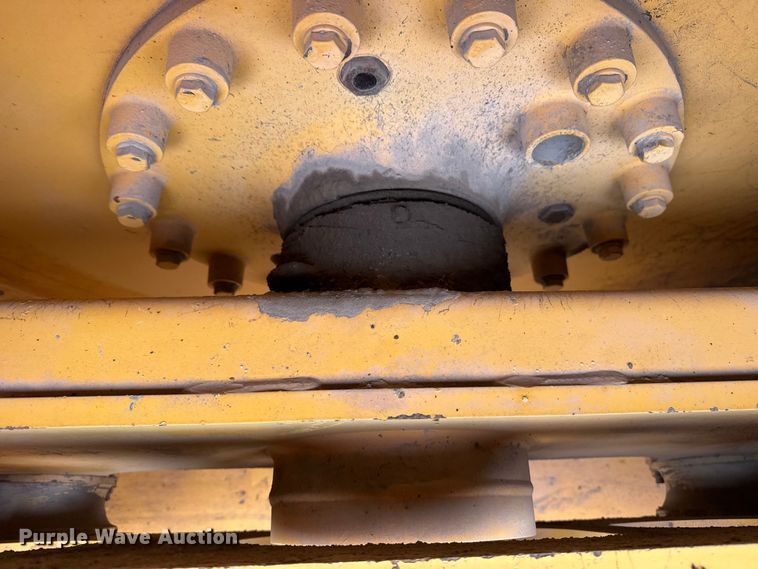 image for item DO8509 2008 Volvo DD138HF double drum vibratory roller