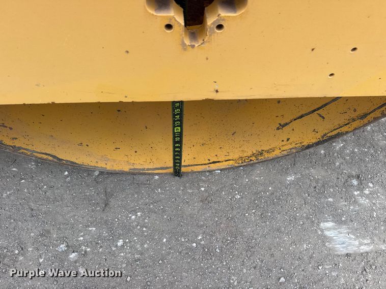 image for item DO8509 2008 Volvo DD138HF double drum vibratory roller