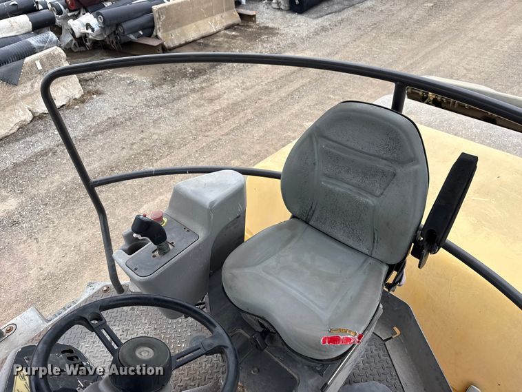 image for item DO8509 2008 Volvo DD138HF double drum vibratory roller