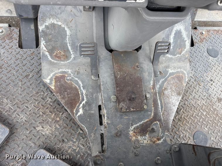image for item DO8509 2008 Volvo DD138HF double drum vibratory roller