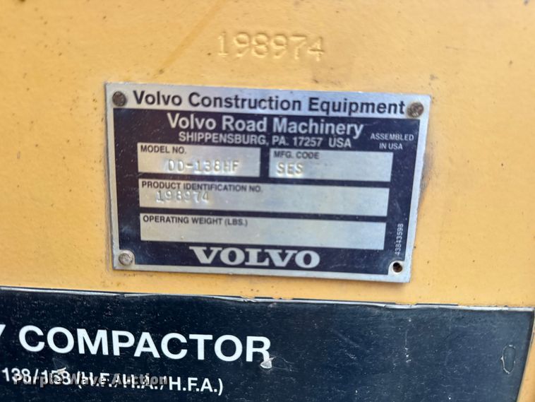 image for item DO8509 2008 Volvo DD138HF double drum vibratory roller