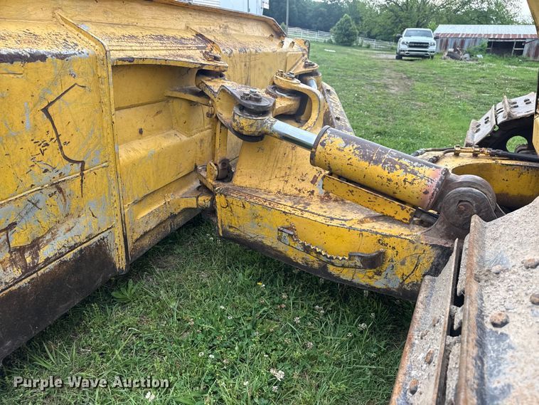 image for item DO8510 1999 Komatsu D41P-6 dozer