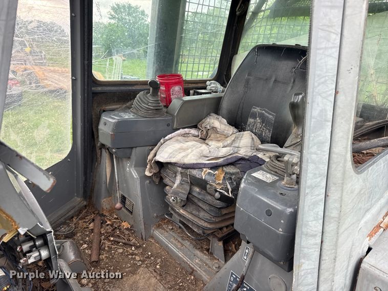 image for item DO8510 1999 Komatsu D41P-6 dozer
