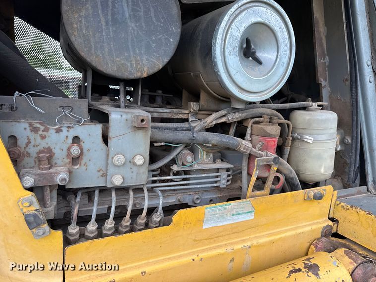 image for item DO8510 1999 Komatsu D41P-6 dozer