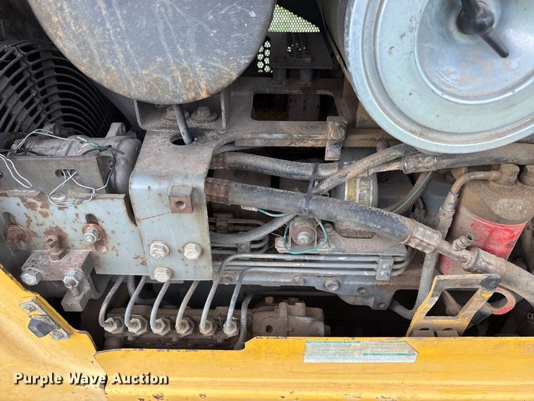 image for item DO8510 1999 Komatsu D41P-6 dozer