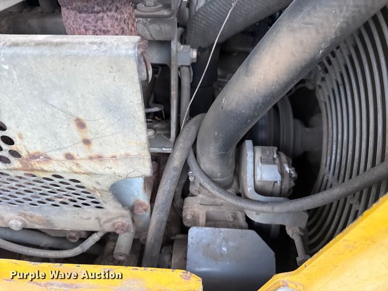 image for item DO8510 1999 Komatsu D41P-6 dozer