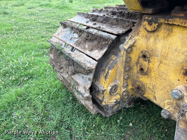 image for item DO8510 1999 Komatsu D41P-6 dozer