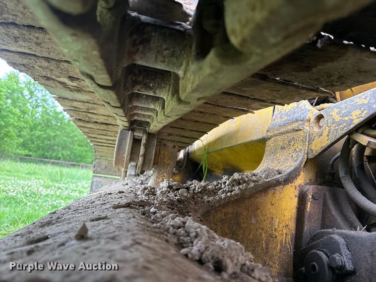 image for item DO8510 1999 Komatsu D41P-6 dozer
