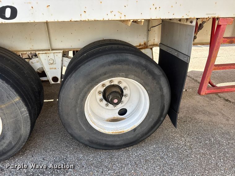 image for item DQ2938 2004 Cusco tank trailer