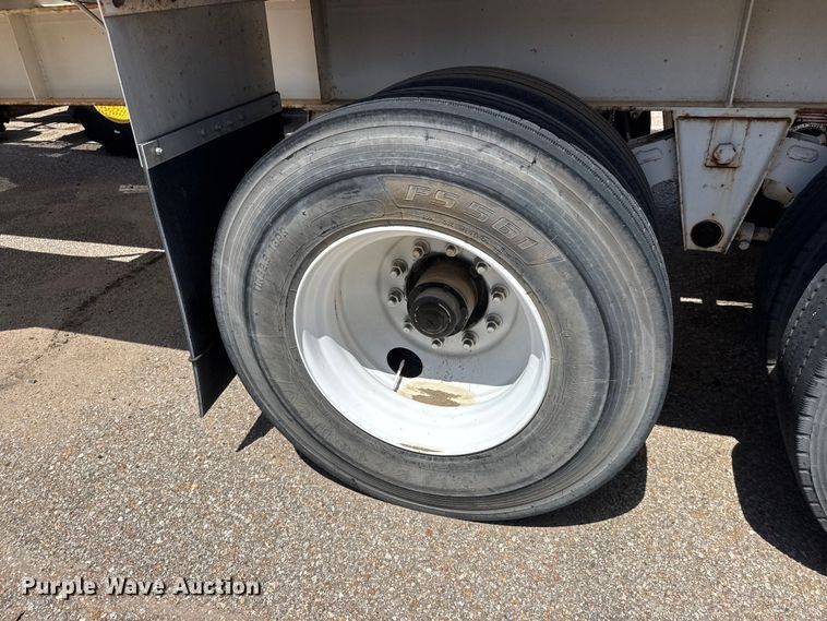 image for item DQ2938 2004 Cusco tank trailer