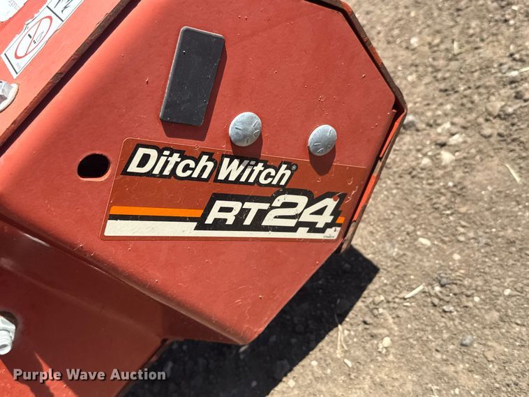 image for item DQ4896 2010 Ditch Witch RT24 trencher