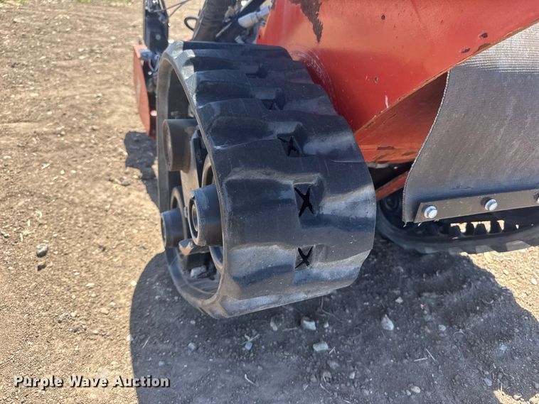 image for item DQ4896 2010 Ditch Witch RT24 trencher