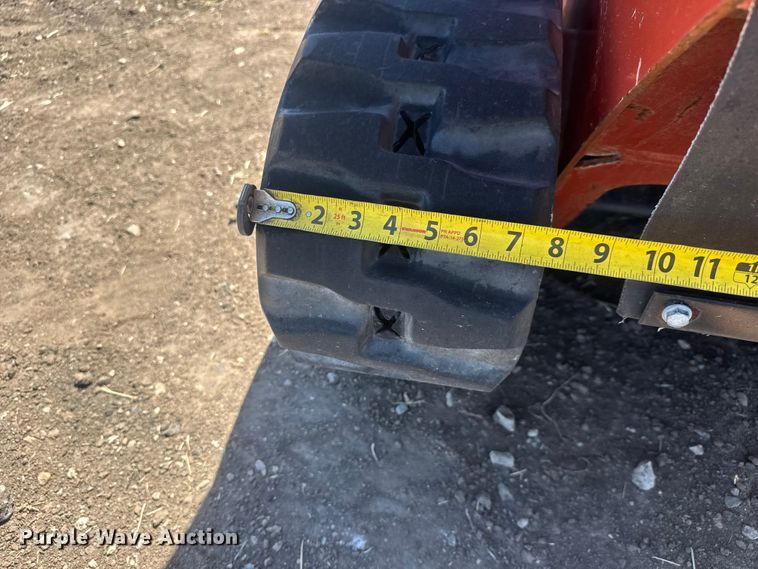 image for item DQ4896 2010 Ditch Witch RT24 trencher