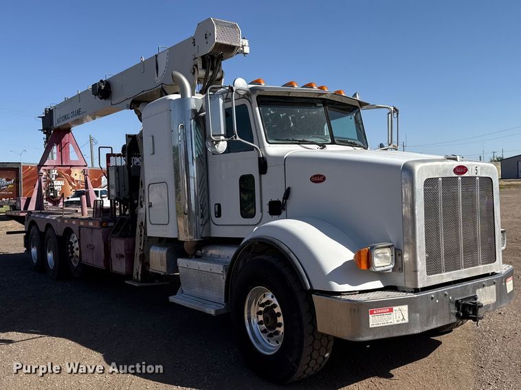 image for item DS6806 2012 Peterbilt 365 crane truck