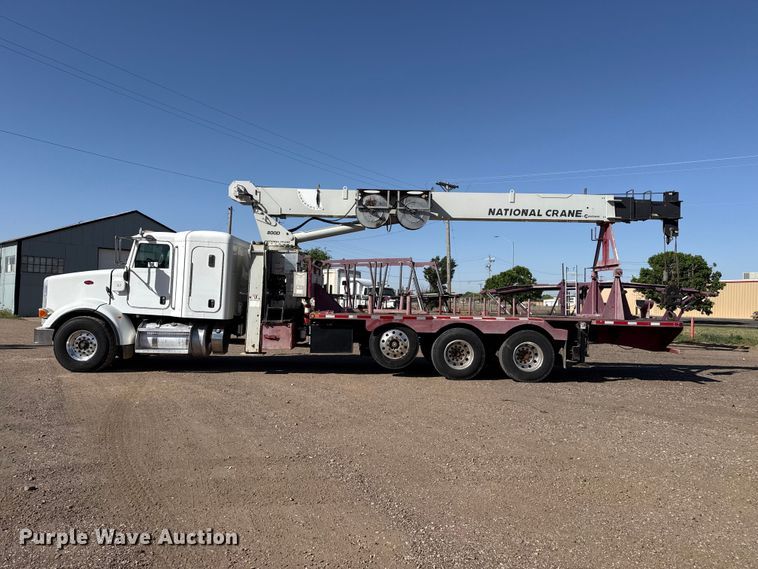 image for item DS6806 2012 Peterbilt 365 crane truck