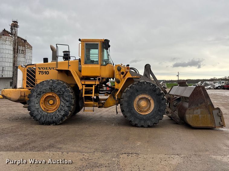 image for item DT0064 2007 Volvo L220E wheel loader