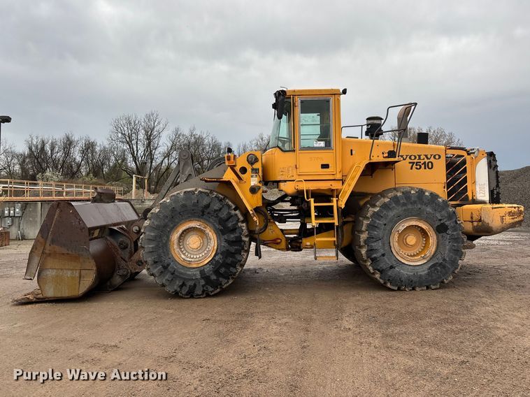 image for item DT0064 2007 Volvo L220E wheel loader