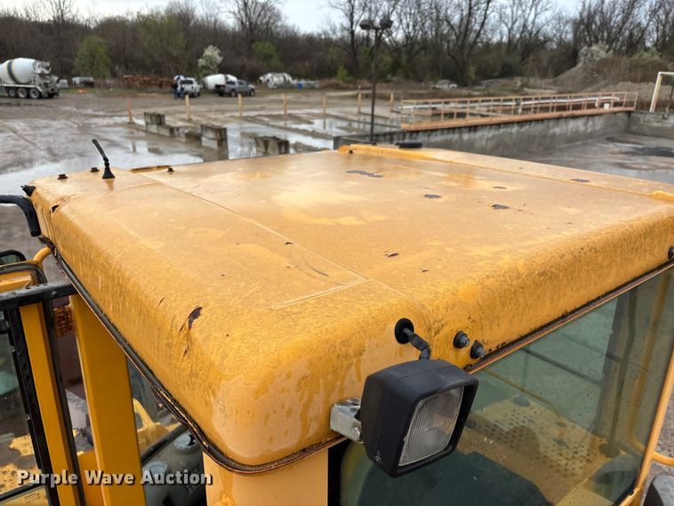 image for item DT0064 2007 Volvo L220E wheel loader