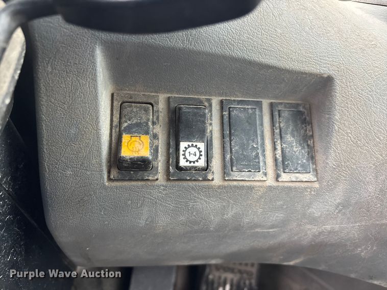 image for item DT0064 2007 Volvo L220E wheel loader