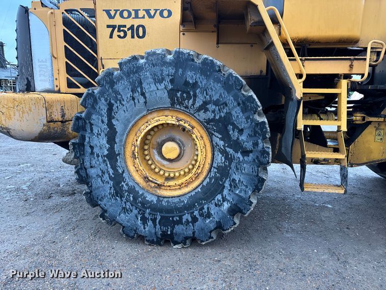 image for item DT0064 2007 Volvo L220E wheel loader