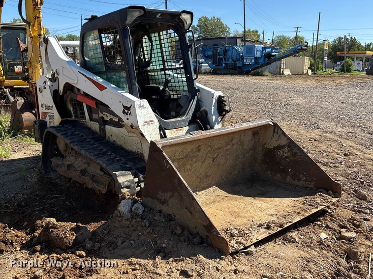image for item DT0141 2017 Bobcat T595 tracked skid steer loader