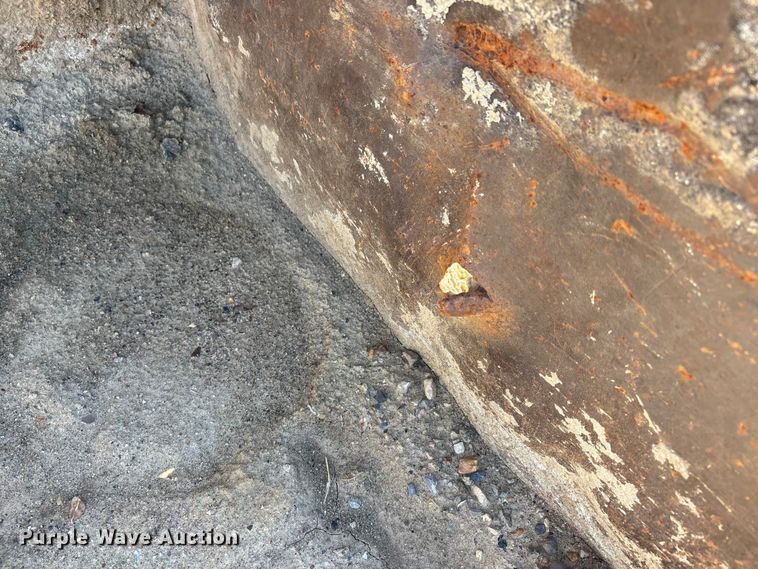 image for item DT0141 2017 Bobcat T595 tracked skid steer loader