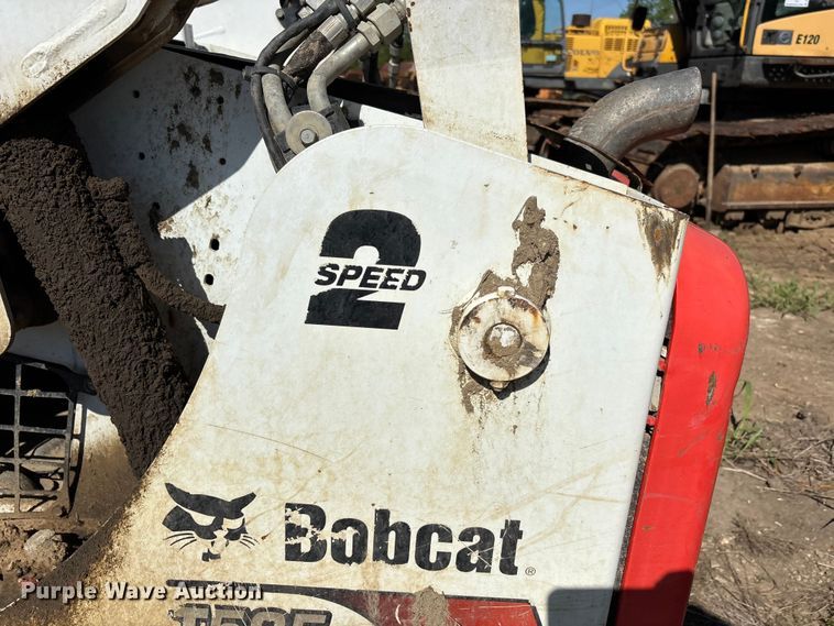 image for item DT0141 2017 Bobcat T595 tracked skid steer loader
