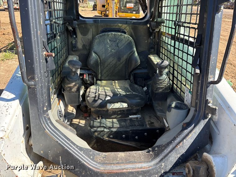 image for item DT0141 2017 Bobcat T595 tracked skid steer loader