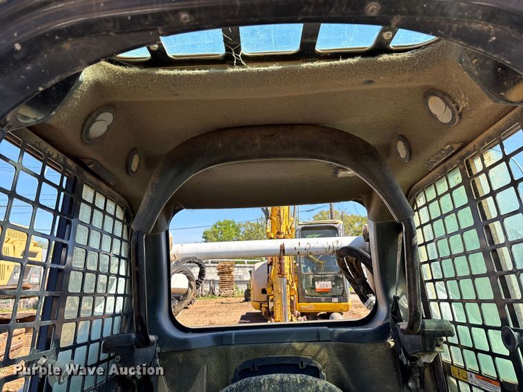 image for item DT0141 2017 Bobcat T595 tracked skid steer loader