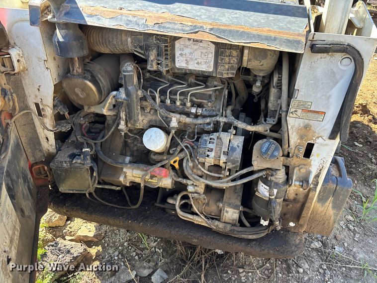 image for item DT0141 2017 Bobcat T595 tracked skid steer loader