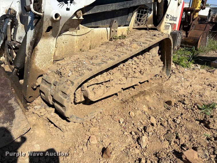 image for item DT0141 2017 Bobcat T595 tracked skid steer loader
