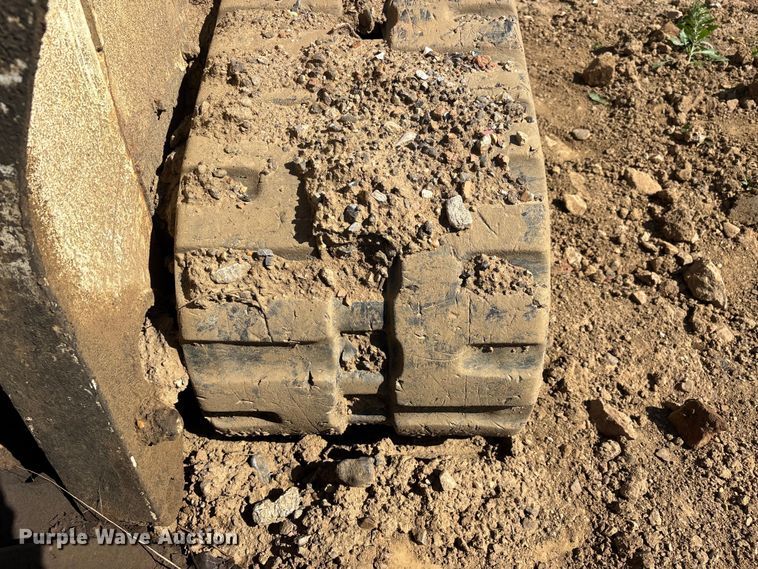 image for item DT0141 2017 Bobcat T595 tracked skid steer loader