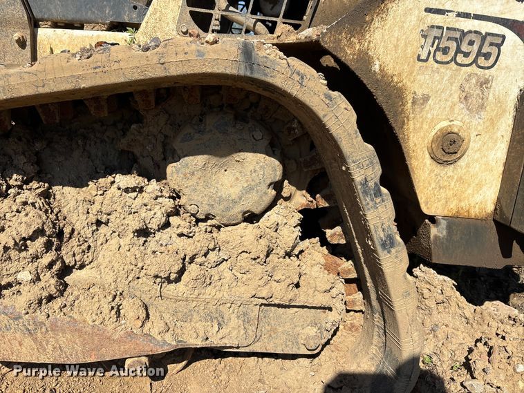 image for item DT0141 2017 Bobcat T595 tracked skid steer loader