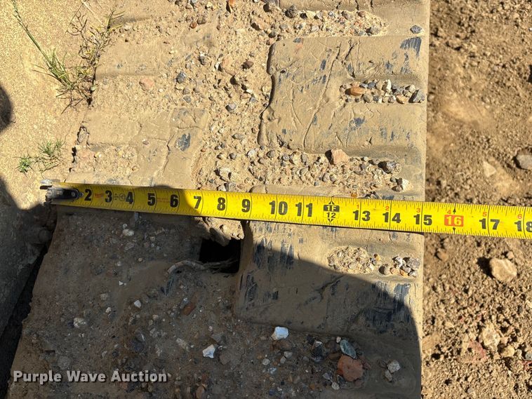 image for item DT0141 2017 Bobcat T595 tracked skid steer loader