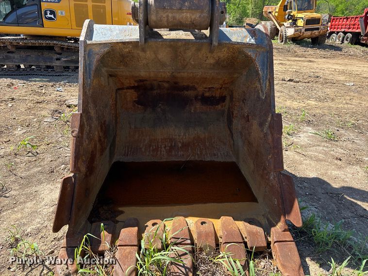 image for item DT0142 2012 Volvo EC480D L excavator