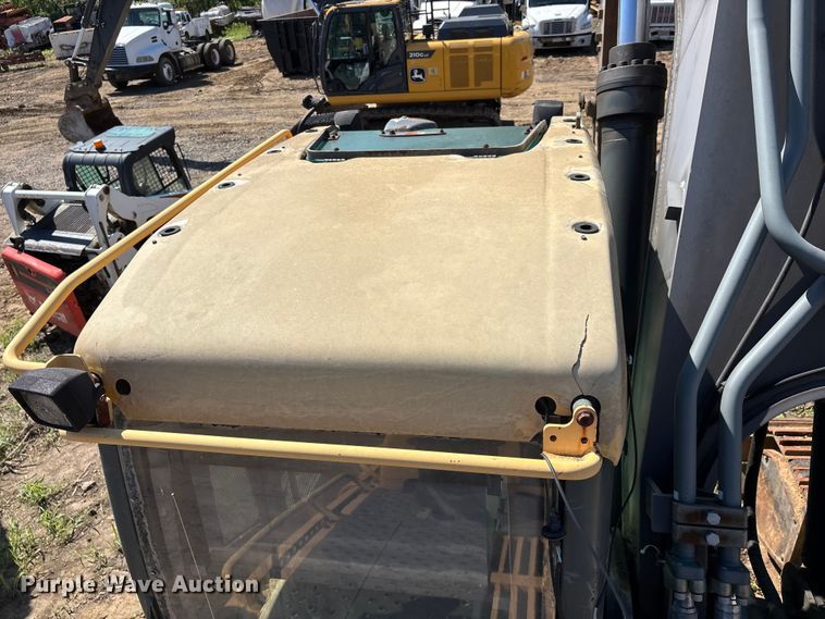 image for item DT0142 2012 Volvo EC480D L excavator